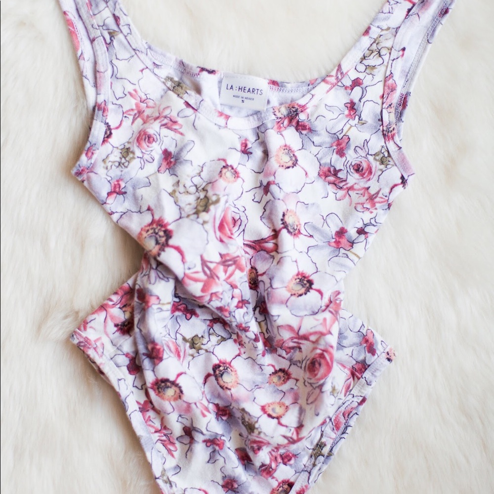 LA Hearts Floral Body Suit 🌸